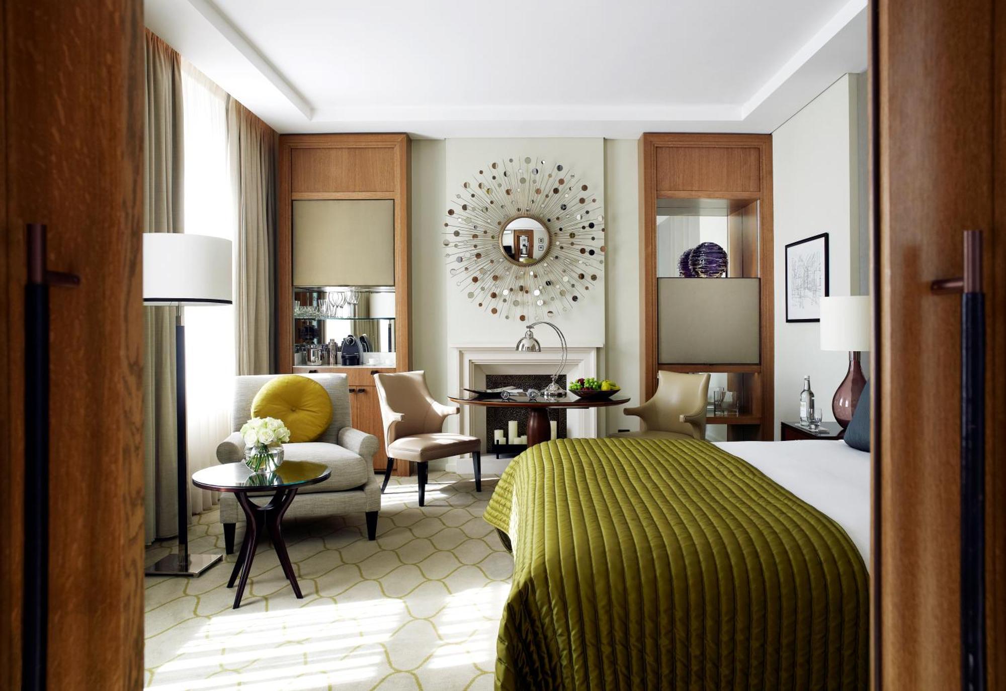 Corinthia London Hotel Exterior photo