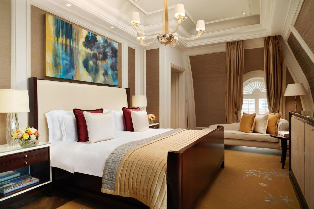 Corinthia London Hotel Exterior photo